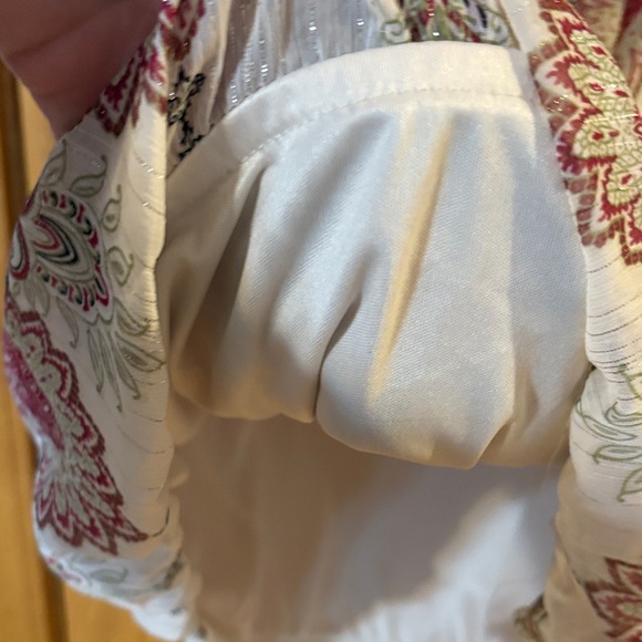 Westport Cream & Burgundy Paisley Blouse with Silver Metallic threads throughout - Picture 4 of 8